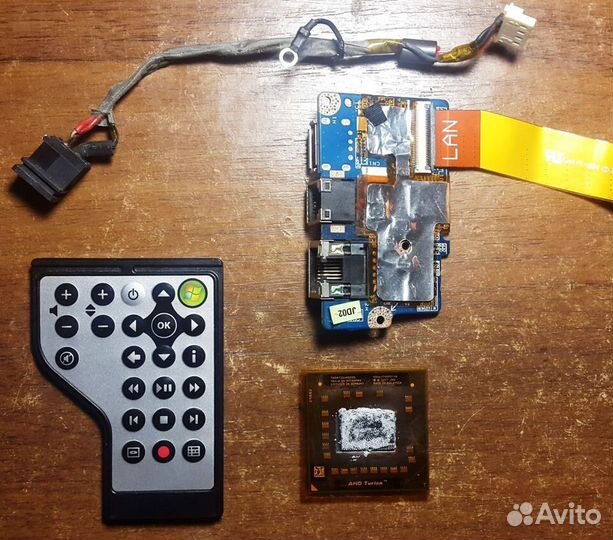 Toshiba Satellite U400D по запчастям