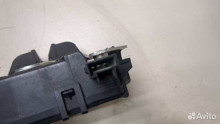 Замок багажника Opel Astra H, 2006