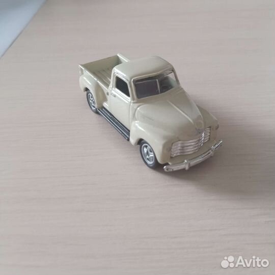 Коллекционные машинки kinsmart, welly