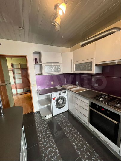 2-к. квартира, 49,2 м², 9/10 эт.