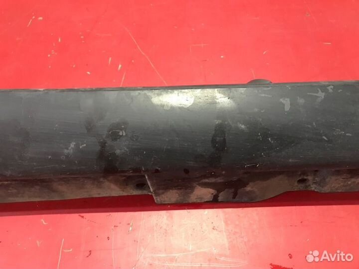 Накладка на порог правая Toyota Avensis Т250