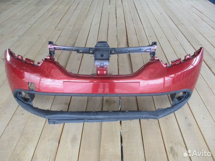 Бампер передний Renault Logan 2012