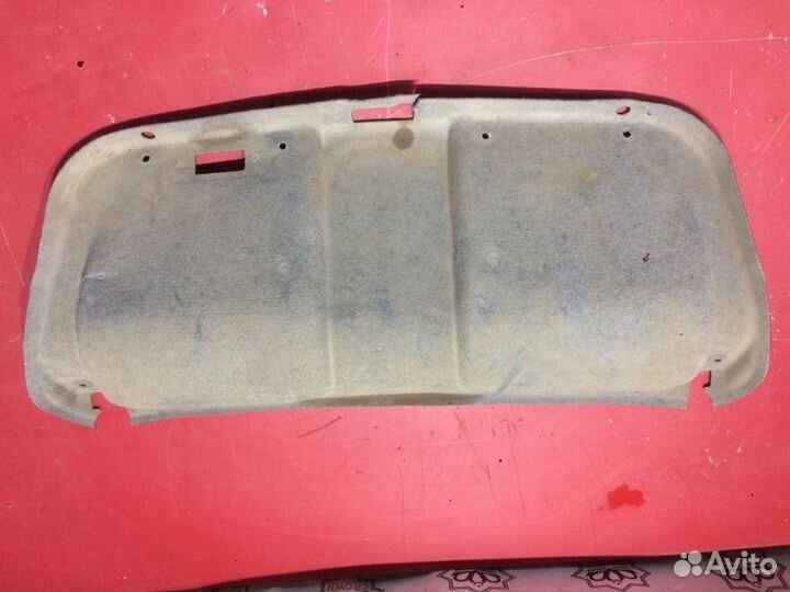 Обшивка крышки багажника Nissan Almera G15 K4M