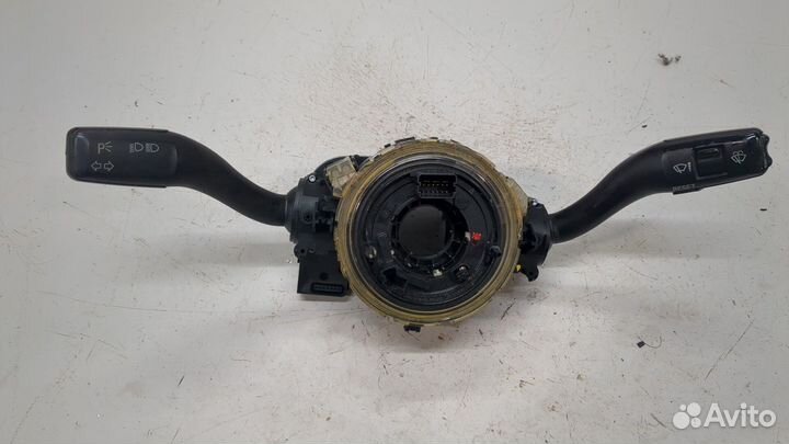 Переключатель поворотов и дворников Audi A4 (B7)