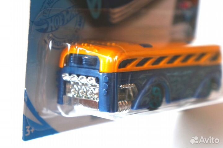 Hot Wheels Surfin' School Bus