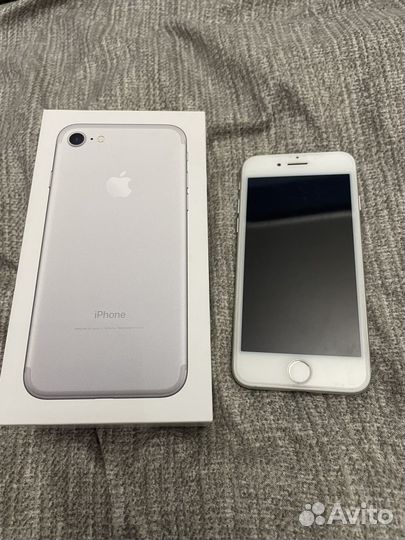 iPhone 7, 32 ГБ