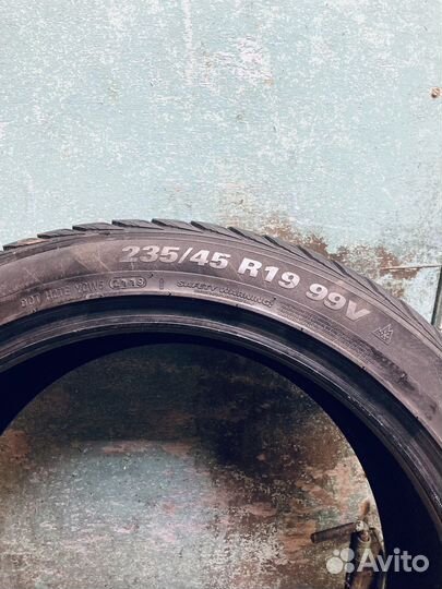 Kumho WinterCraft WP71 235/45 R19 99V