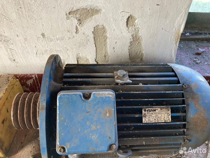 Электродвигатель 4квт