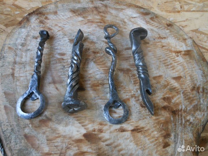 Кованые штопоры и открывалки для бутылок,ножики