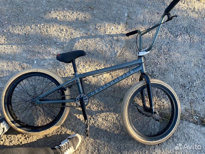 Трюковой велосипед BMX