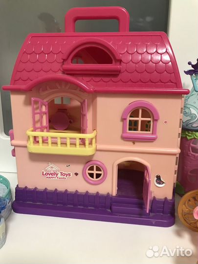 Домик каток карета для куклы