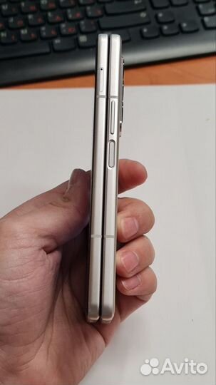 Samsung Z, 2/16 ГБ