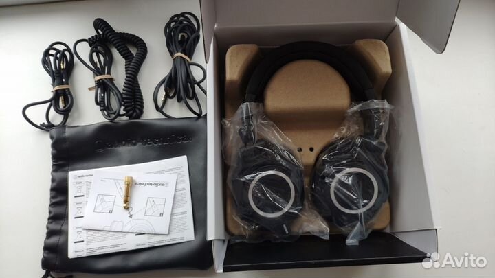 Наушники Audio-Technica ATH-M50x