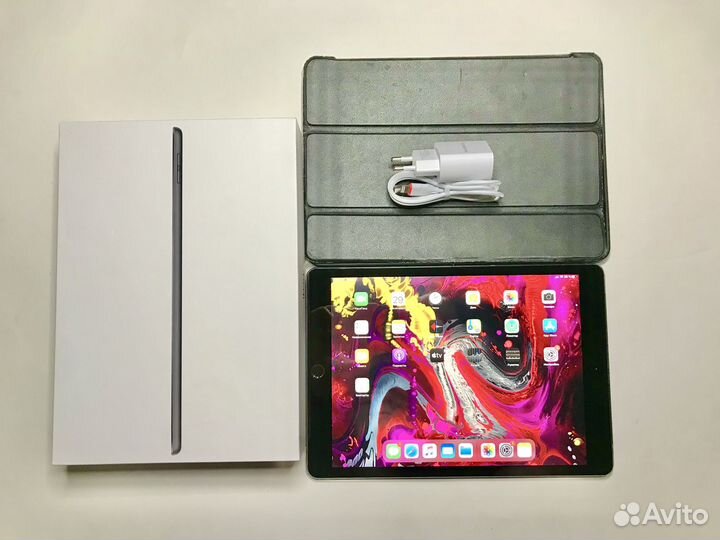 iPad 2019 32GB WiFi + SIM + стилус
