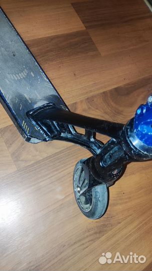 Трюковой самокат