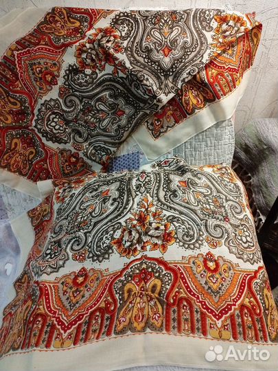 Павловопосадские платки 2 шт. новые одним лотом