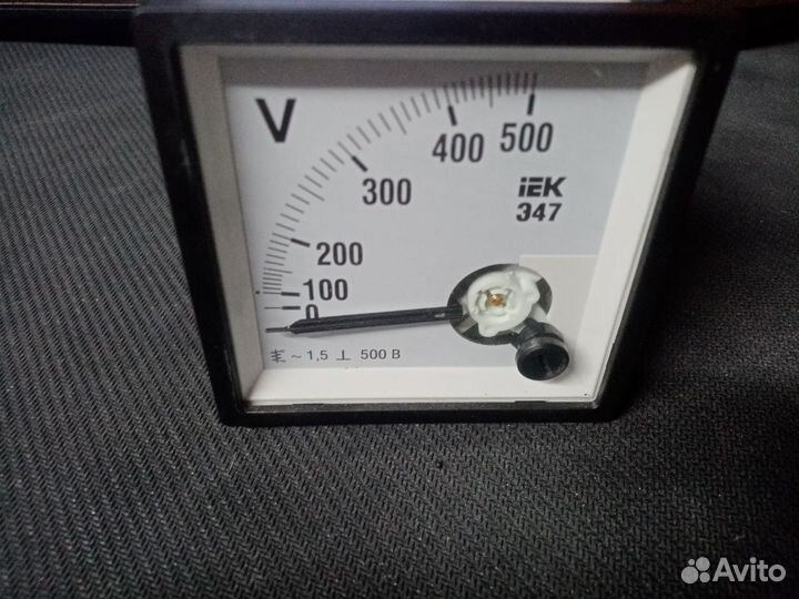 Вольтметр IEK Э47 500 V/В