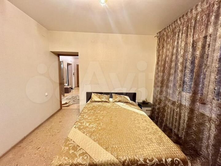 2-к. квартира, 65 м², 3/14 эт.