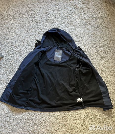Куртка ветровка