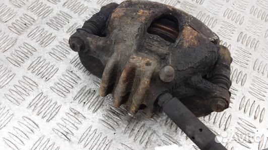 Суппорт тормозной передний правый peugeot 308 1 (D