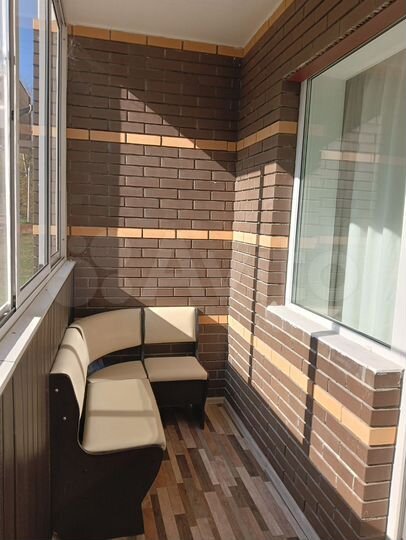 2-к. квартира, 68,3 м², 1/9 эт.