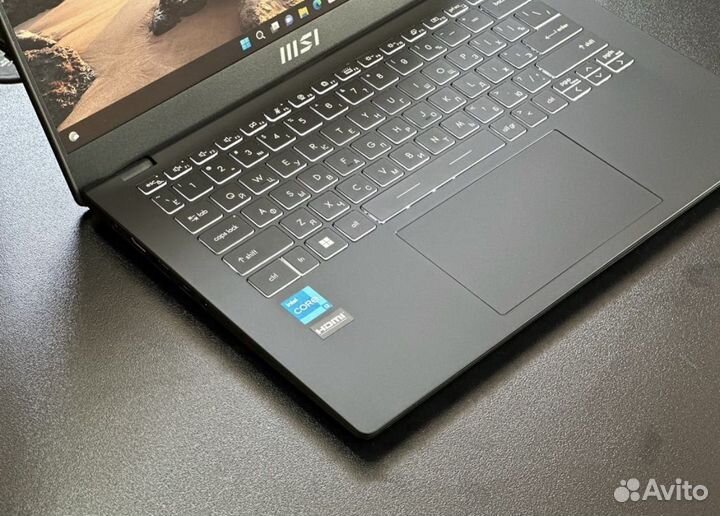 Ноутбук новый мощный c IPS экраном i3-12пок