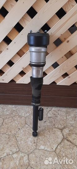 Пневмостойка задняя Mercedes S-Class W221