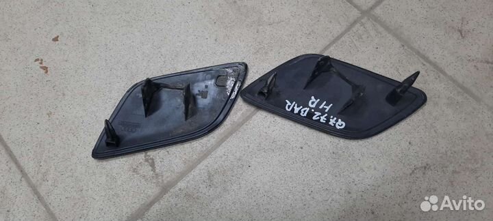 Крышки омывателя фар П. 2шт. Audi Q7/2012