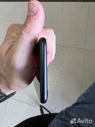 Телефон iPhone 7