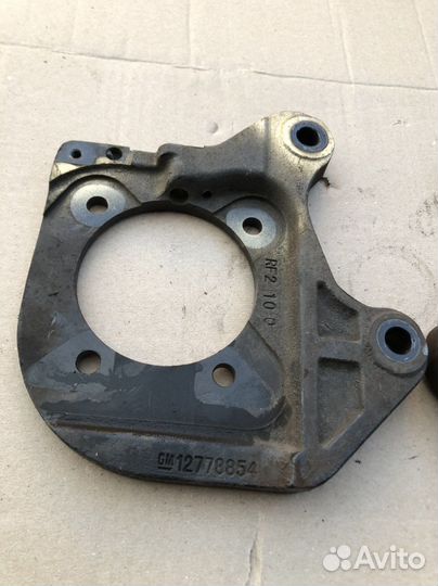 Кронштейн суппорта Cruze Astra j