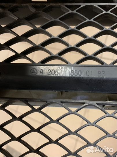 Решетка радиатора MB W205 AMG