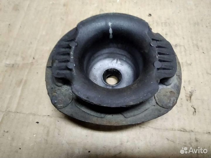 Опорные подшибники w124 E-class 103