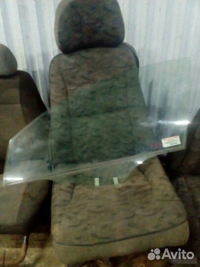 Стекло переднее левое Mazda 6