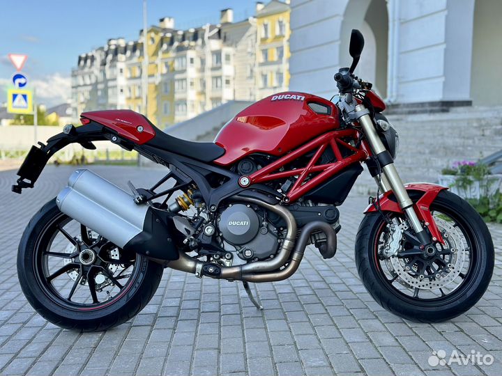 Ducati Monster 1100 EVO (Abs+Tcs), 10.800км