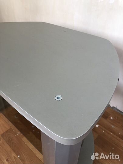 Столик для телевизора журнальный столик