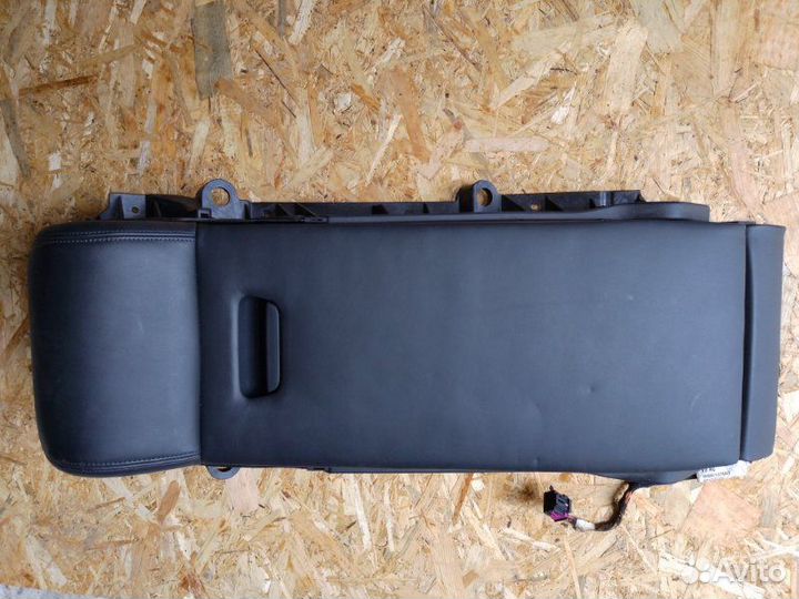 Подлокотник задний Audi A8 D4 long 4.2 cdra 2011