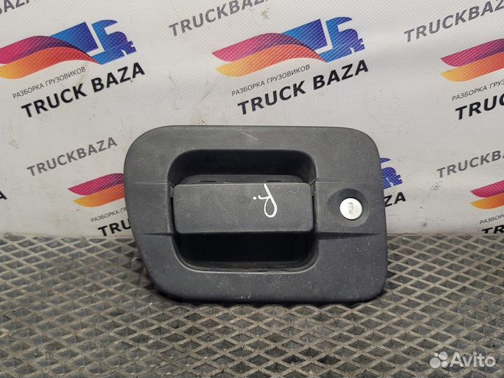 504308462 Ручка двери наружная правая