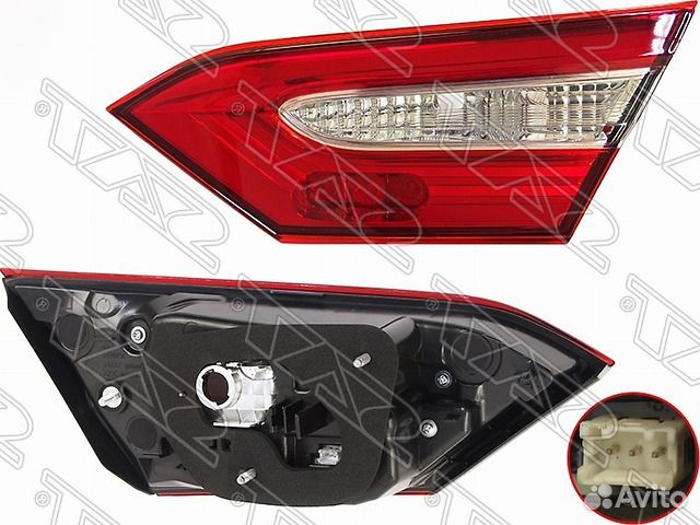 Фонарь в крышку багажника правый Camry