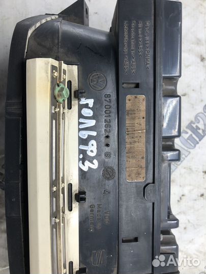 Щиток приборов Volkswagen Golf 3