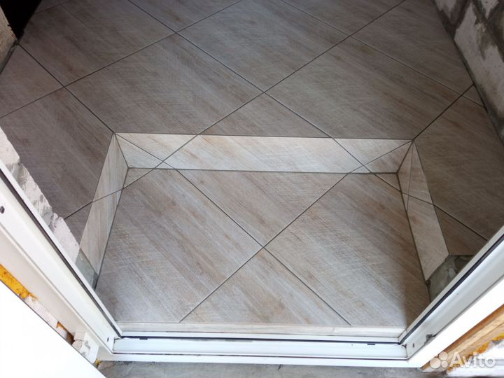 Плиточник укладка плитки