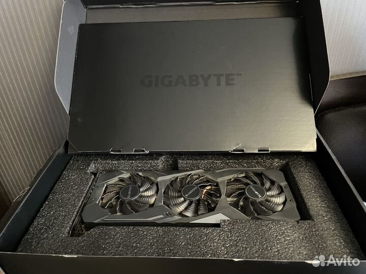 GTX 1660 Super с подсветкой