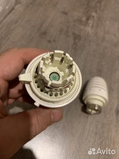 Термостатические головки Herz разные