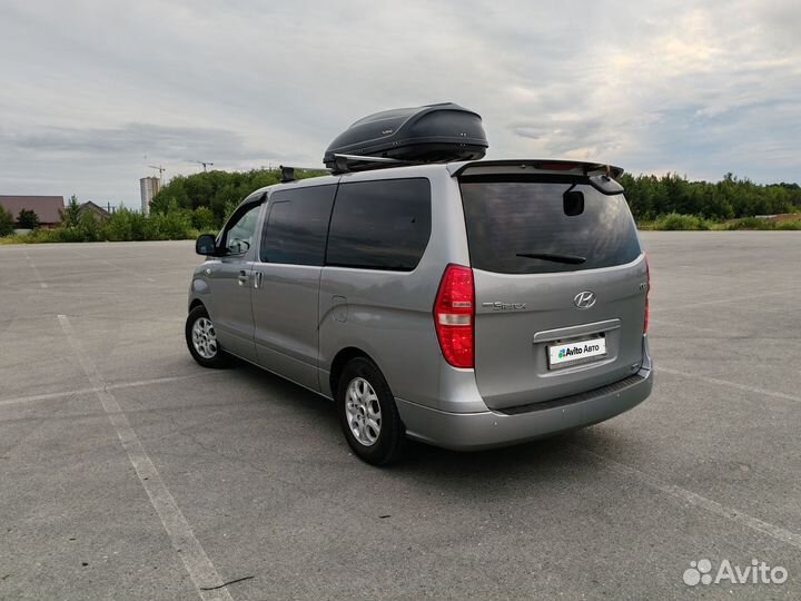 Hyundai Grand Starex 2.5 AT, 2012, 299 500 км