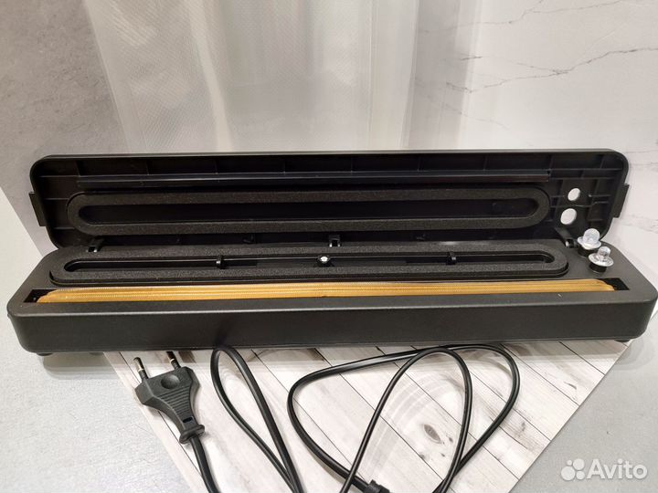 Ваккуматор вакуумный упаковщик