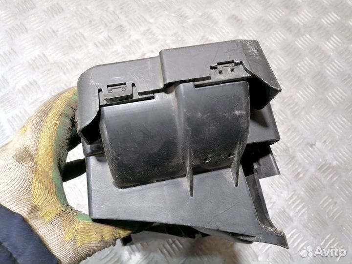 Блок предохранителей моторный Opel Insignia 2008-2