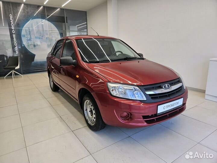 LADA Granta 1.6 МТ, 2013, 100 684 км