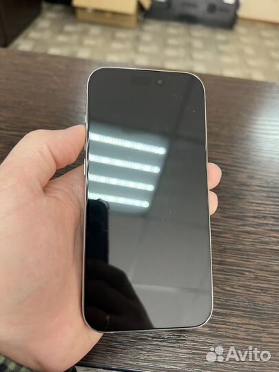 iPhone 15 Pro, 512 ГБ