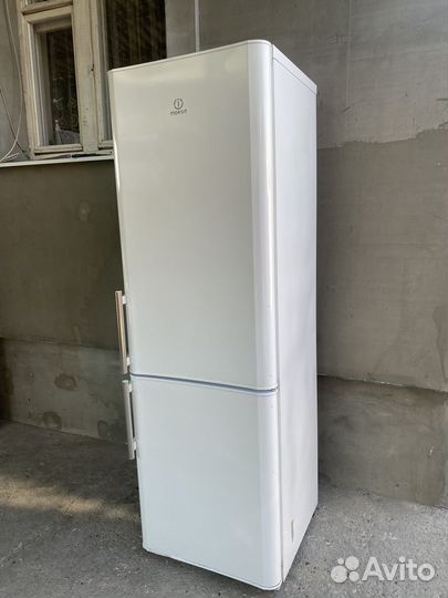 Холодильник indesit бу