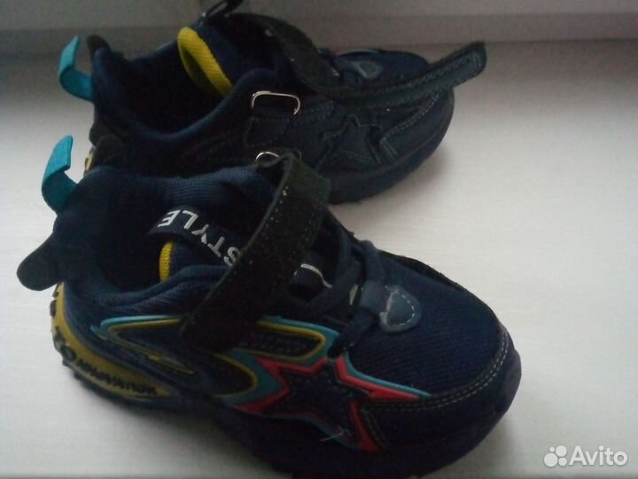 Кросовки 27размер