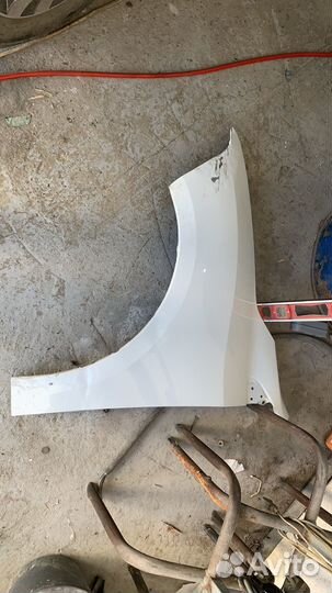 Перелнее левое крыло renault fluence